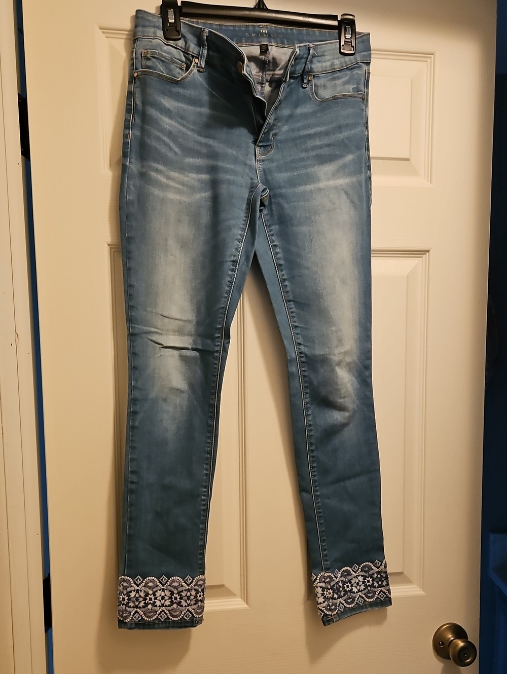 SKINN Light Blue Embroidered Cuff Ankle Jeans